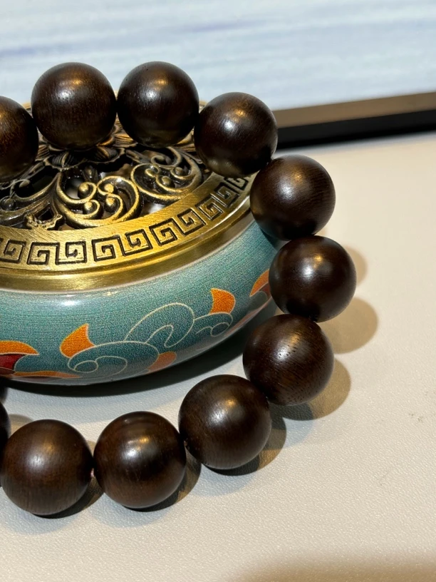 芽庄白奇楠沉香玉化料沉水味道浓烈张扬油脂聚集极为丰富持久留香