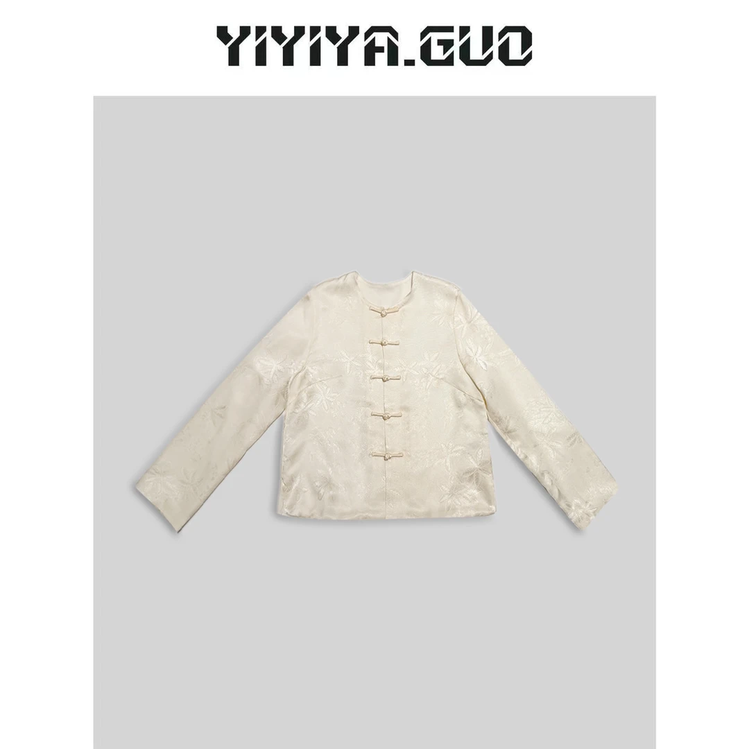 yiyiya.Guo艺艺吖/花罗白色圆领双层盘扣长袖上衣20241120