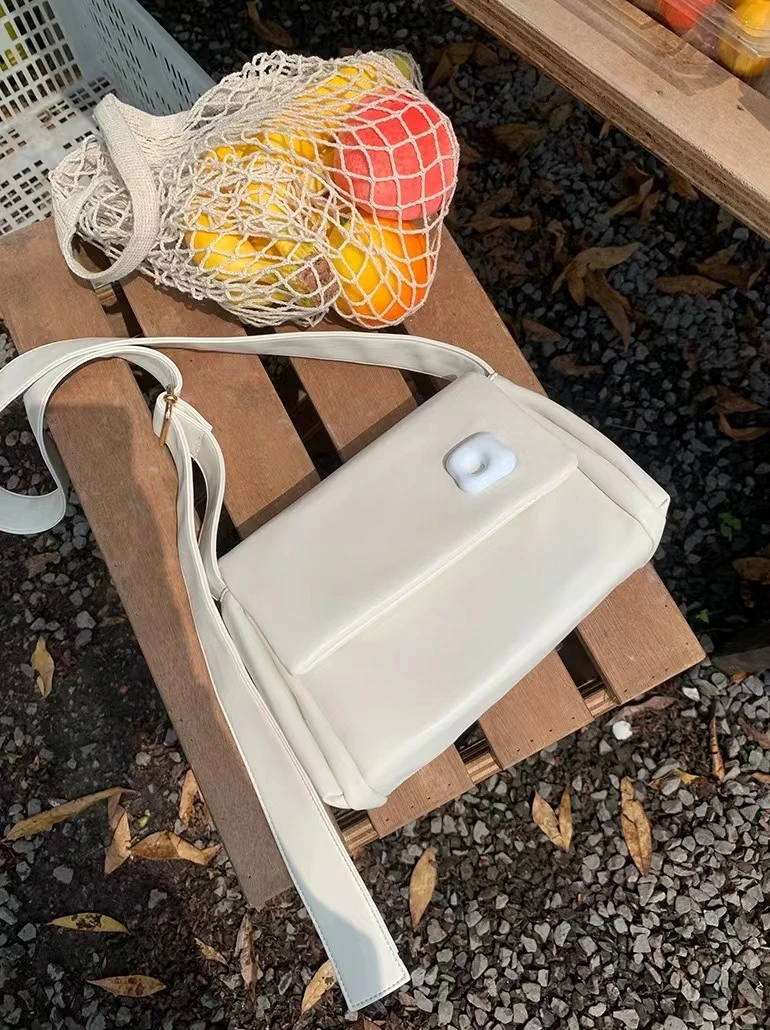 【贵妃】q458   2025年新年礼物新款户外轻奢百搭女包单肩斜挎包