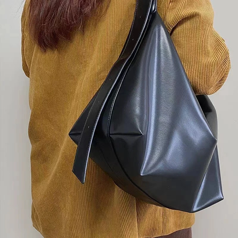 【贵妃】 q400  蛇年新款冬季新款时尚大气流行双肩包