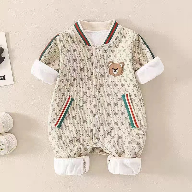 婴儿连体衣春秋季男宝宝外穿洋气卡通衣服新生儿双层哈衣爬服春款