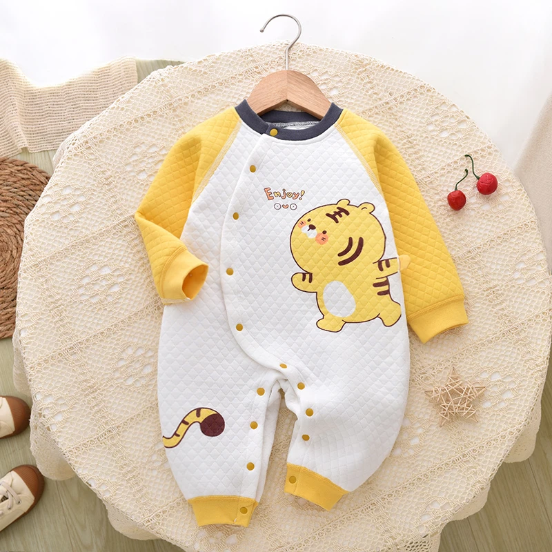 新生婴儿连体衣春秋季纯棉保暖衣宝宝夹棉衣服套装幼儿春装外出