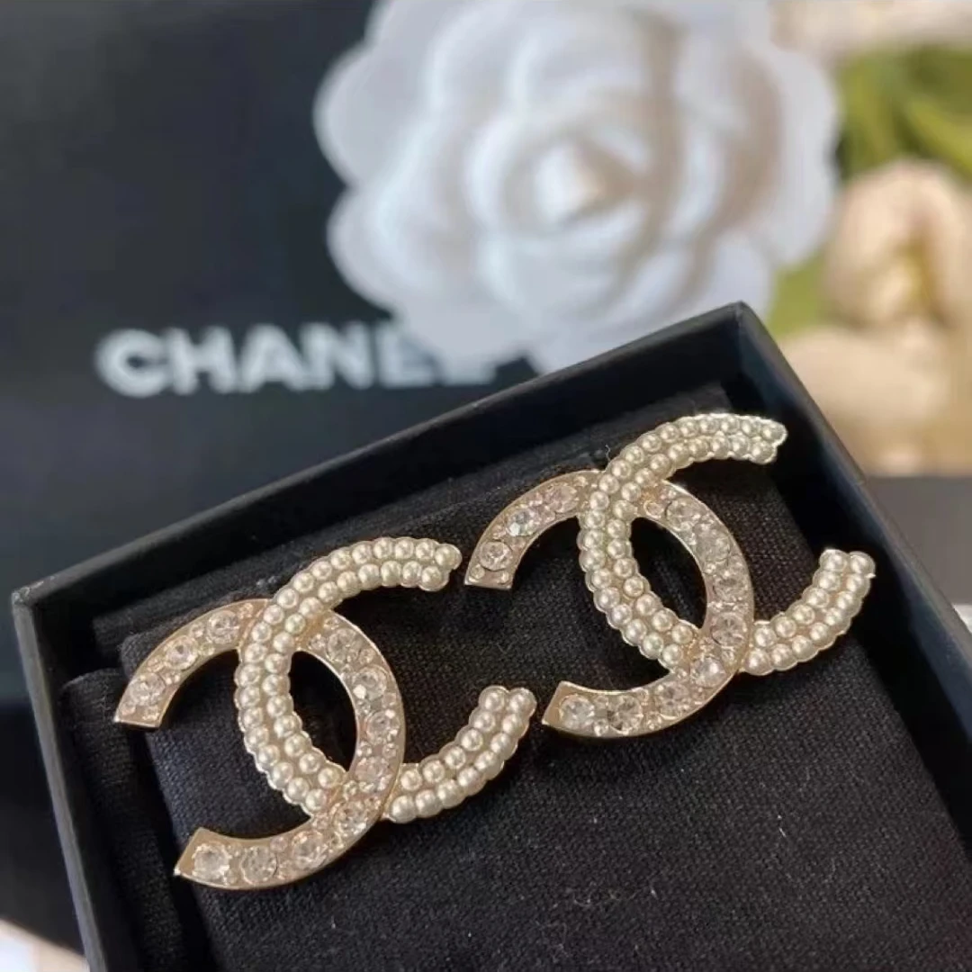 全新未使用 Chanel/香奈儿 大双C珍珠钻耳钉/jess