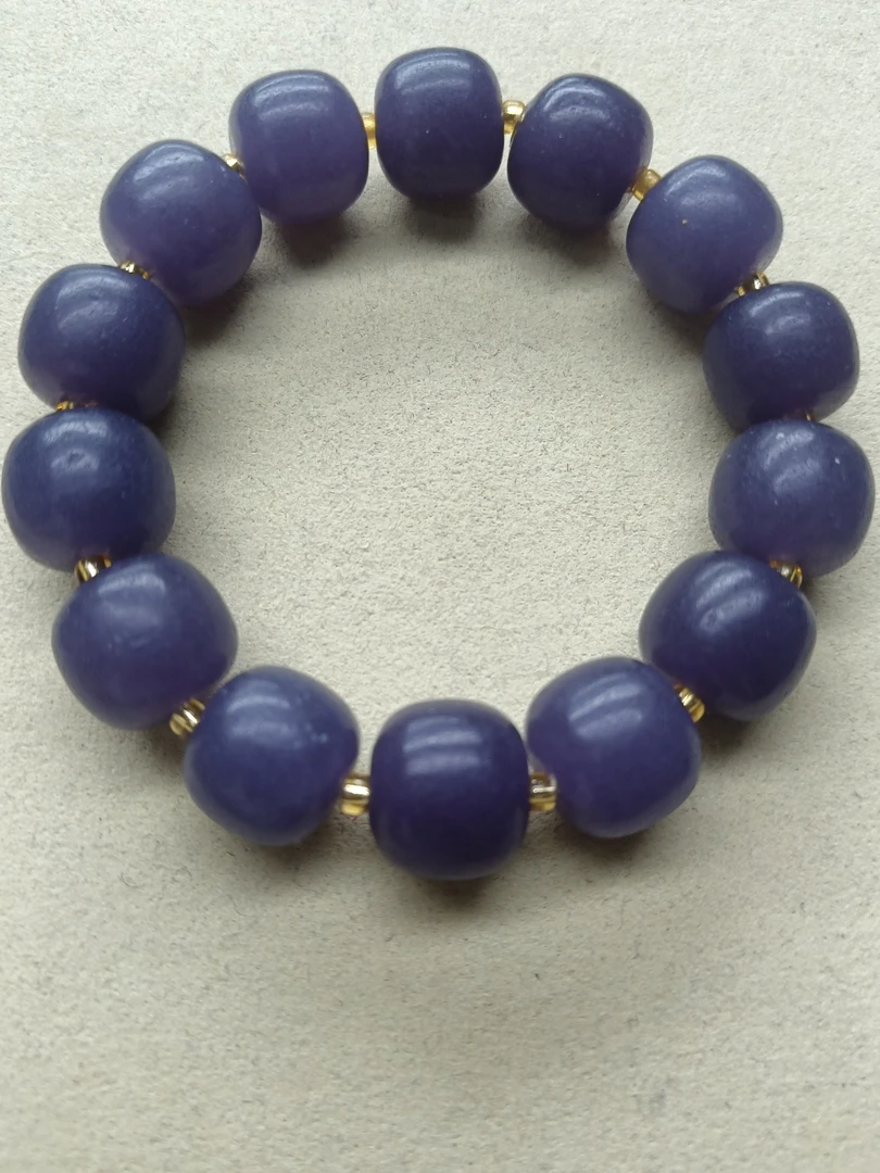 纯天然佘太翠石英岩佘太翠手串