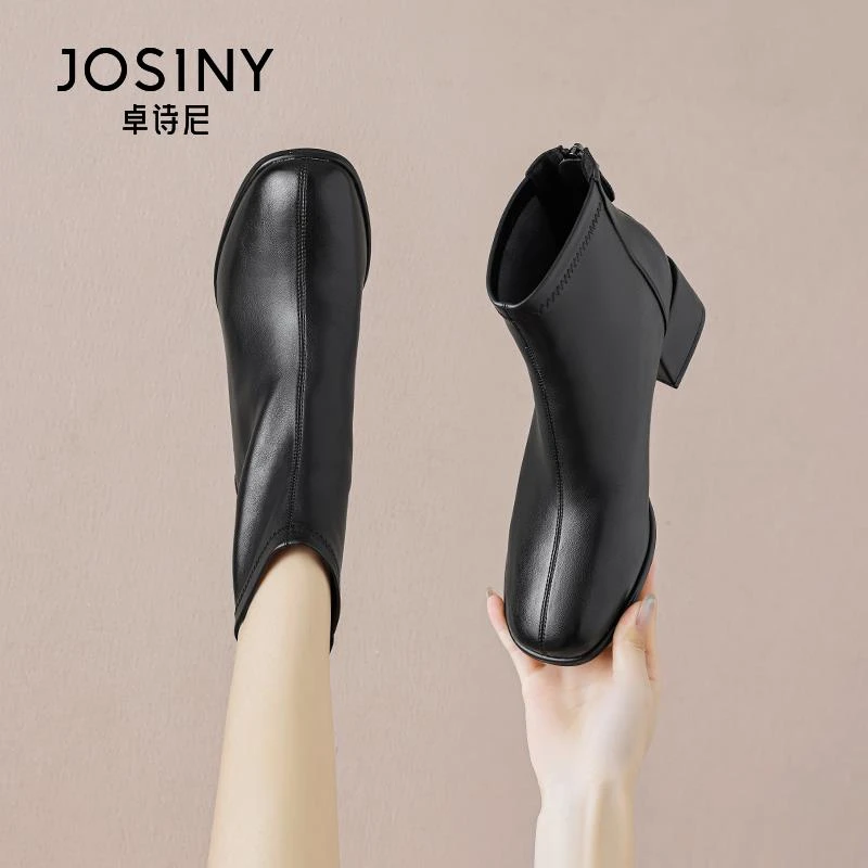 卓诗尼靴子女2025年秋冬新款瘦瘦靴配裙子复古中跟英伦风粗跟短靴