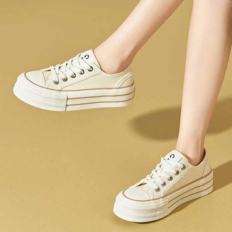 卓诗尼百搭帆布鞋女2025夏季单鞋商场学生经典休闲板鞋舒适女鞋新