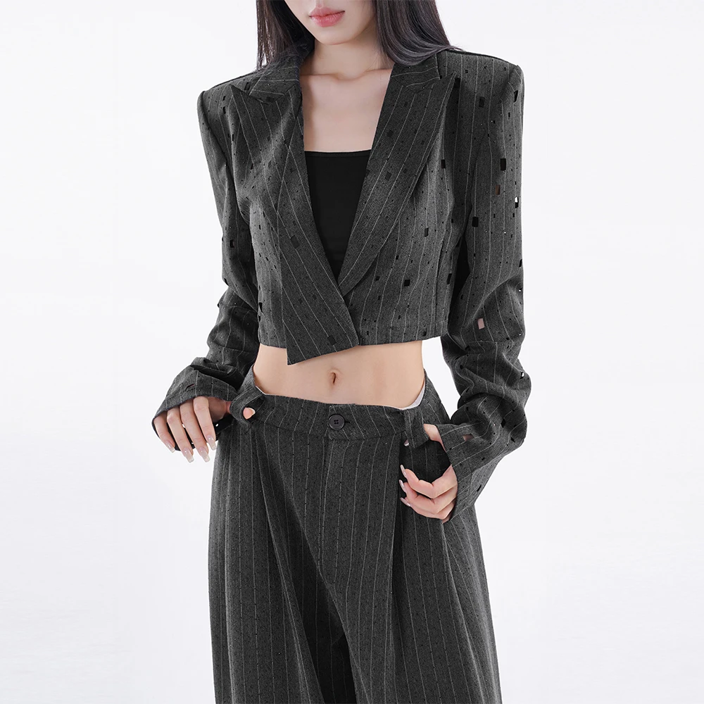 JAZZJAYY【现货】2024新款气质小众设计感小西装复古短上衣 W24640