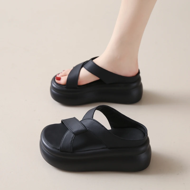 小码凉拖鞋女夏外穿2025年新款百搭厚底增高软底轻便小个子松糕鞋