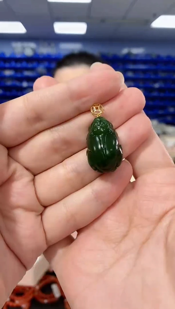 【闪购商品】和田玉吊坠(不含链)18K金镶嵌DZ4672