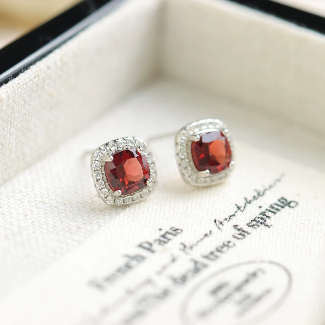 925银素银镶嵌石方糖圆面气质百搭女款耳钉