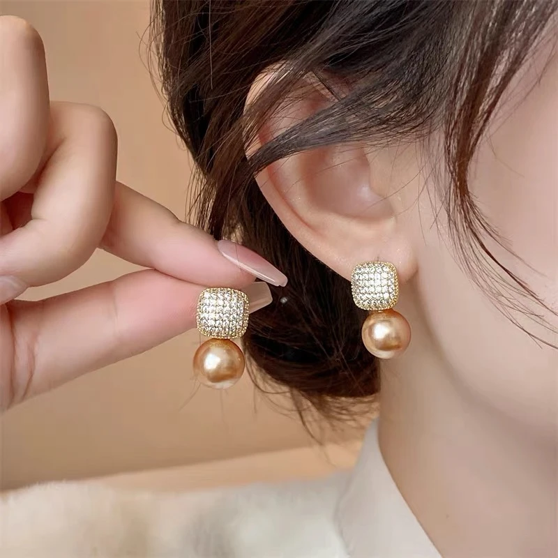 合金仿珍珠耳饰 方块珠珠女轻奢高级感气质新款小众独特耳环976