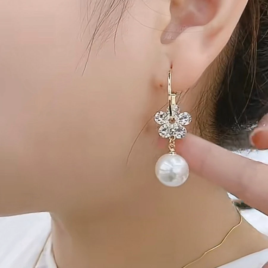 舒啸 铜合金仿珍珠耳饰 气质花朵款网红优雅百搭耳饰时尚精致700