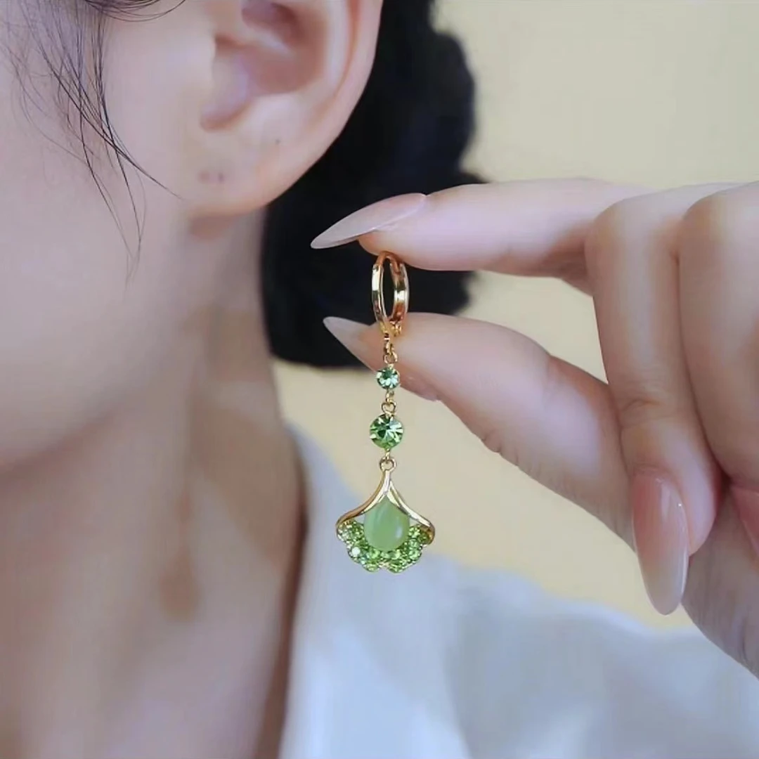 铜合金耳饰 清新脱俗气质绿银杏叶耳环轻奢高级感显脸瘦耳饰264