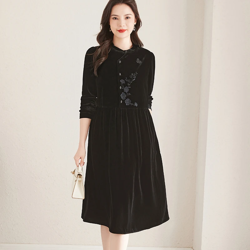 R8626恩纳斯中式真丝丝绒连衣裙2025新款高端绣花桑蚕丝