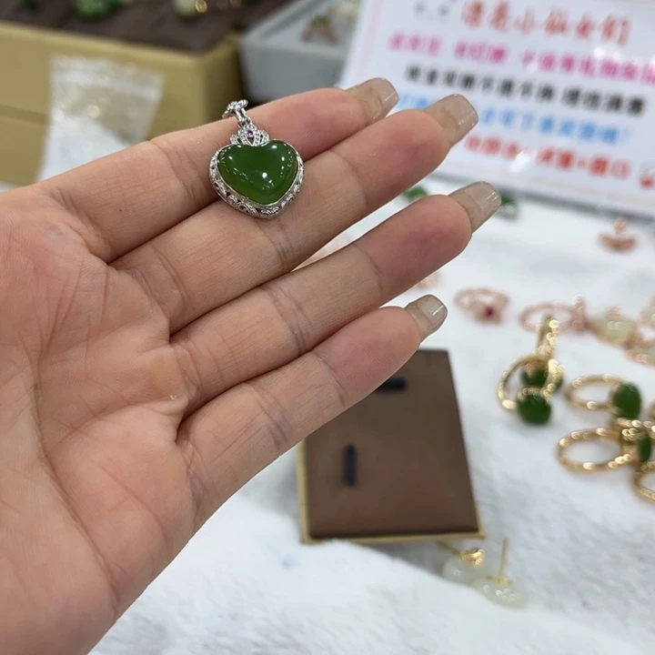 和田玉颈饰未镶嵌Y*X