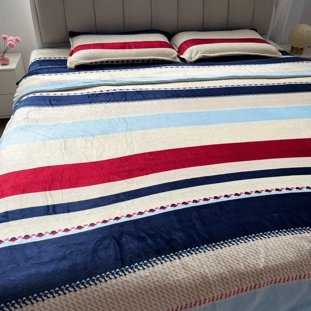 C004秋冬季牛奶绒被套加厚保暖珊瑚绒轻奢冬季床品卡通复古