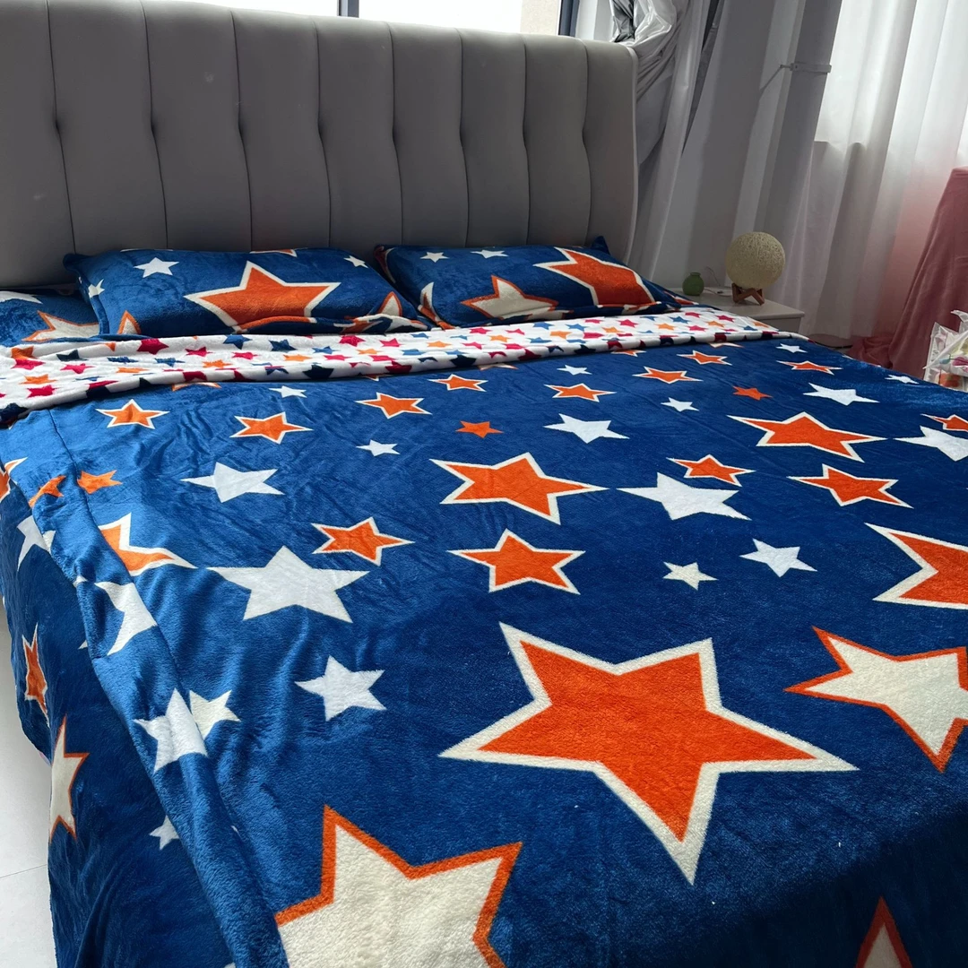 C001蓝星星秋冬季牛奶绒被套加厚保暖珊瑚绒轻奢冬季床品卡通复古