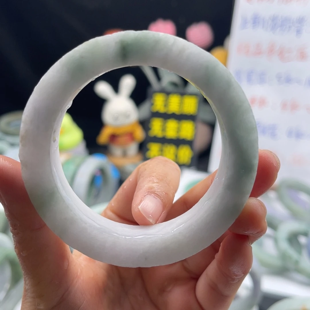 【闪购商品】定制翡翠手镯未镶嵌