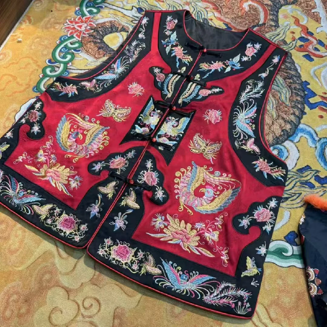 清苍价～深圳89110苗绣醋酸缎马甲重工刺绣马夹新中式国风坎肩