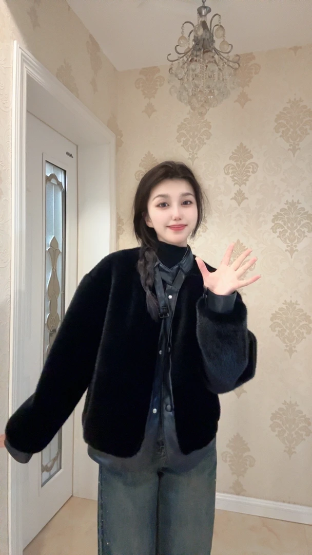 {JP} 冻龄机车 2024秋冬季新款时尚简约女士气质百搭短款毛毛外套