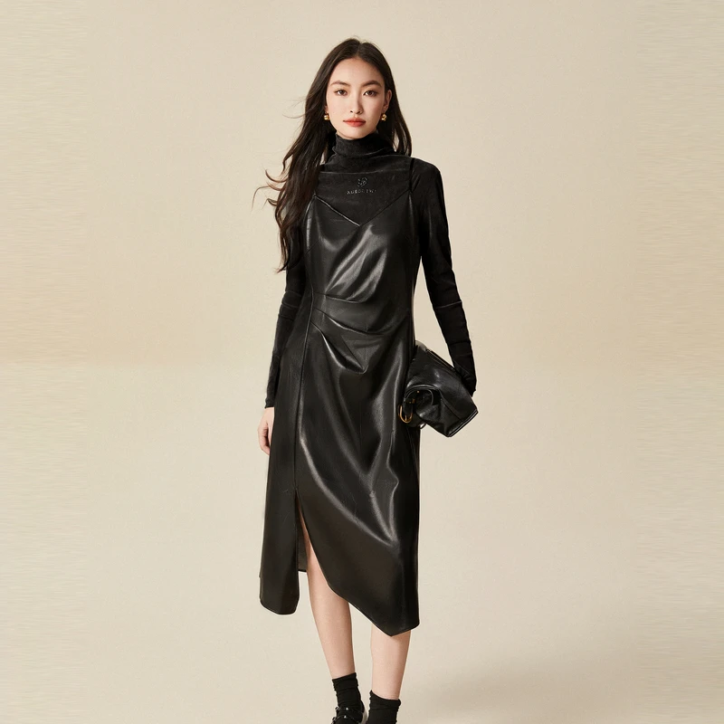 XG/雪歌两件套长袖连衣裙时尚冬季新款褶皱吊带裙女XJ404011A190