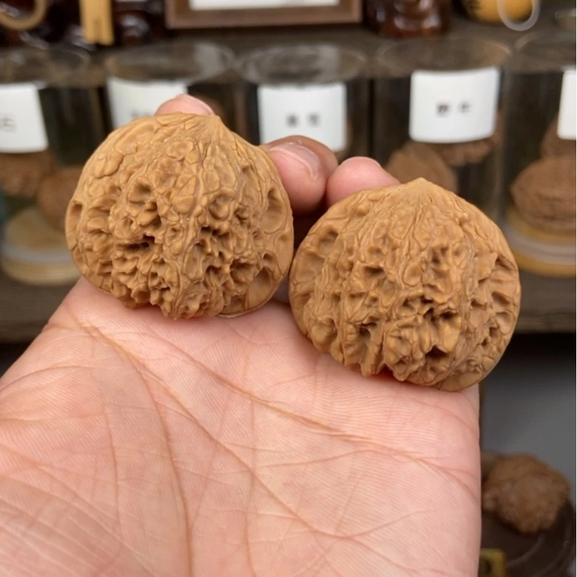 【闪购商品】文玩核桃把件杰***.