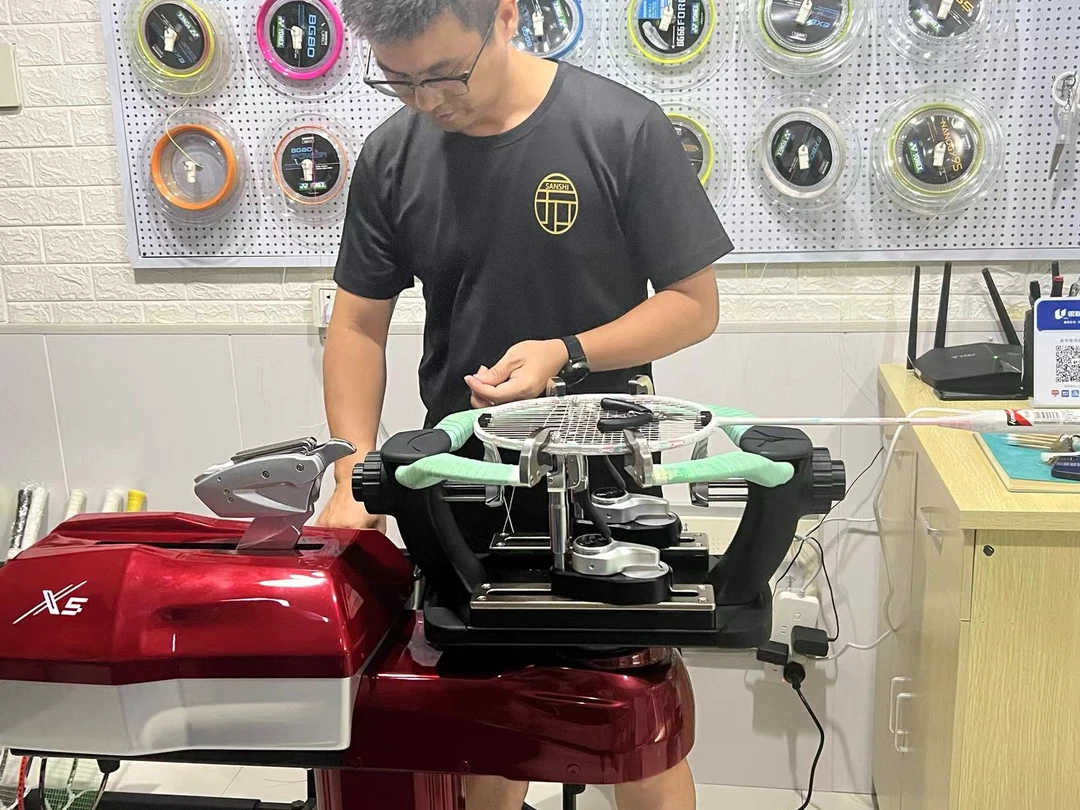 专业羽毛球拍穿线/日本强力尼龙击球日本强力尼龙击球线径