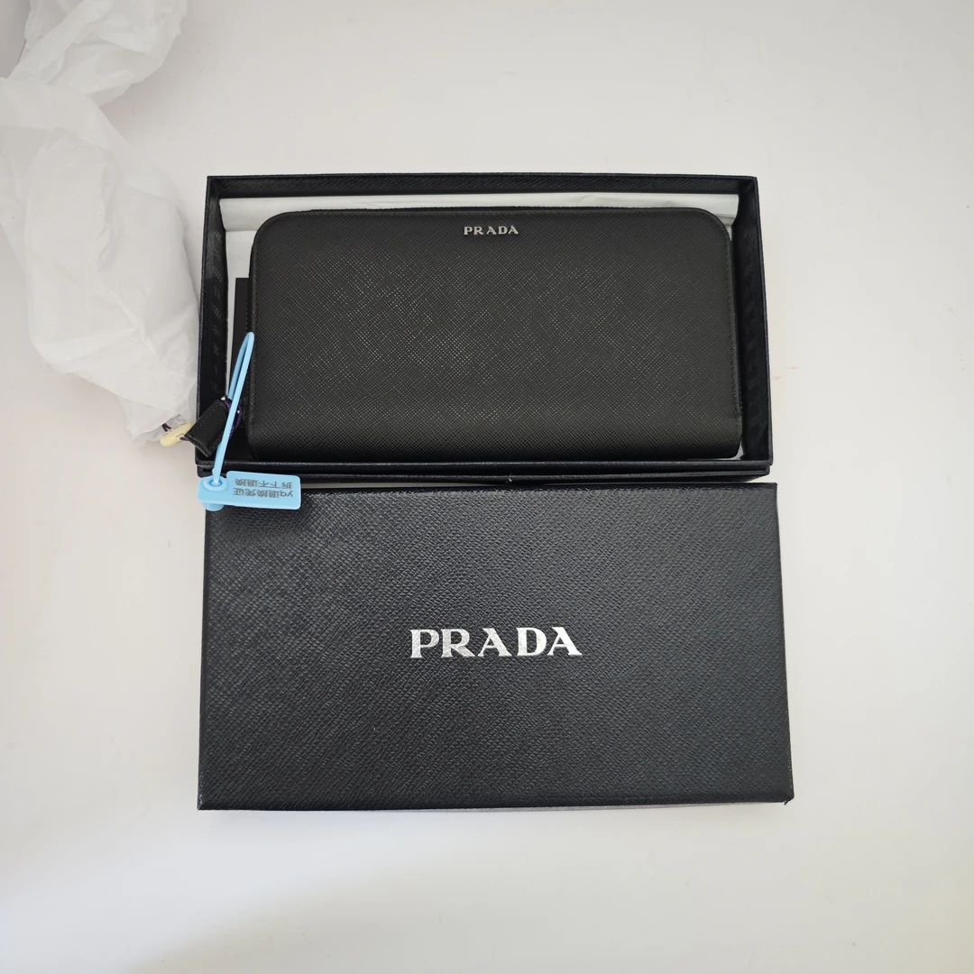 95新 Prada/普拉达 男款黑色钱包