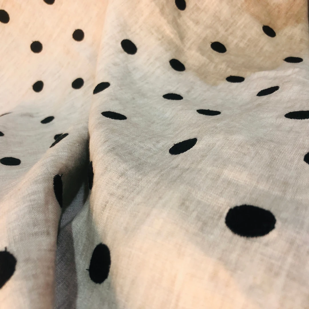 纯亚麻波点绣花连衣裙面料315