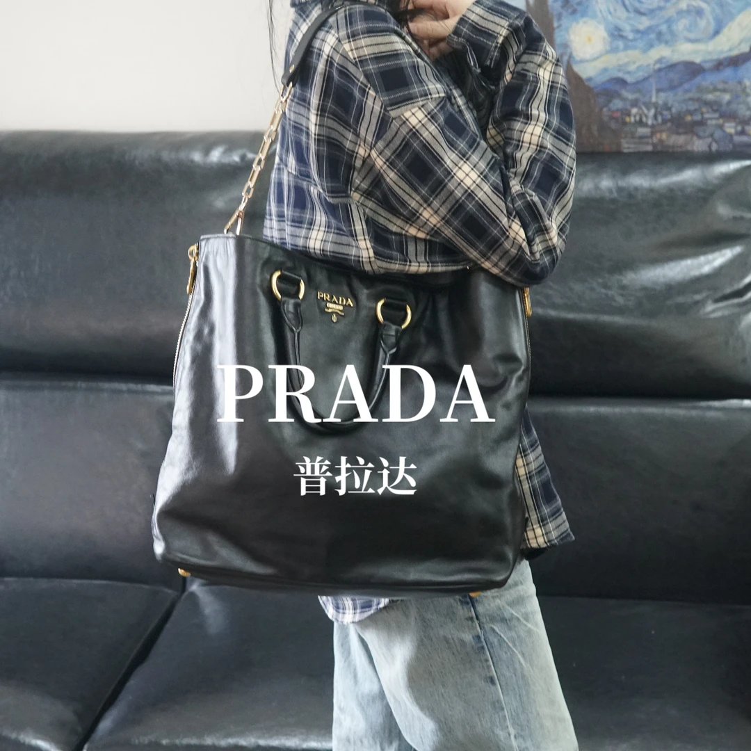 95新 Prada/普拉达 黑金单肩包/HR10610075/0075