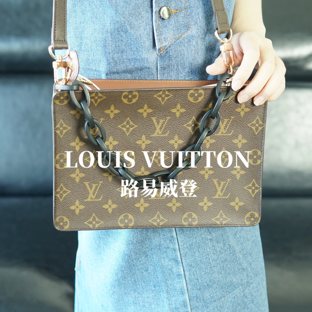 95新 LouisVuitton/路易威登 原始红皮洗漱包