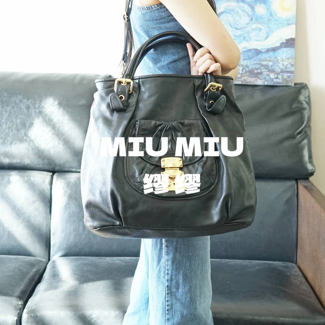 95新 MIU MIU/缪缪 miumiu 黑金手提斜挎包/ZT08310042/0042