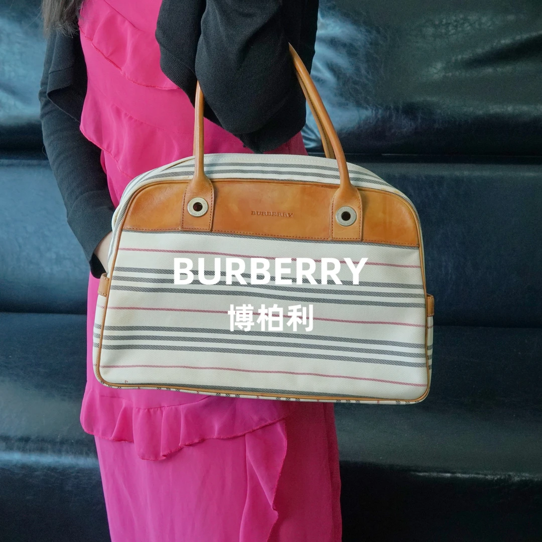 95新 BURBERRY/博柏利 单肩包/WJ07316087/6087