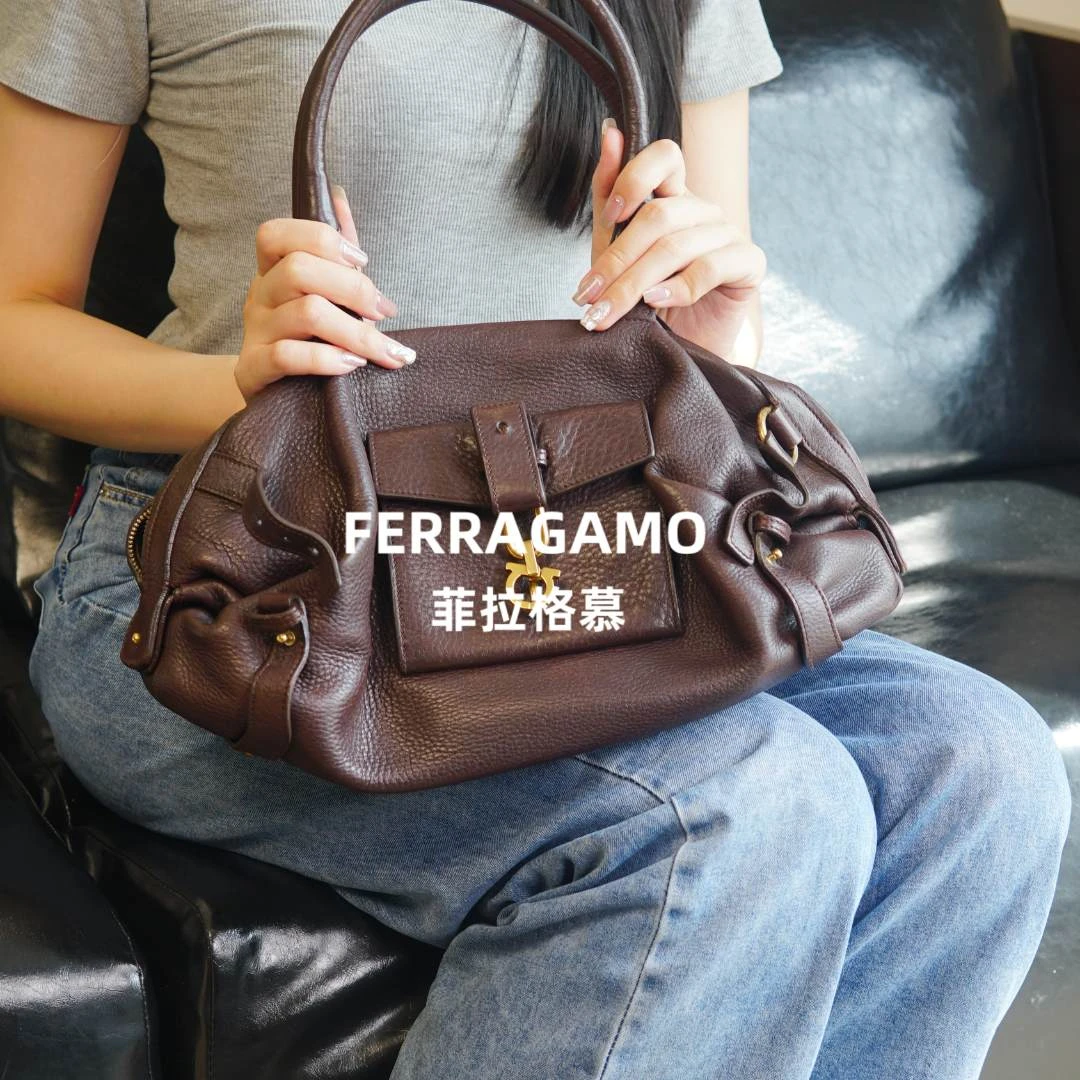 95新 FERRAGAMO/菲拉格慕 腋下单肩包/WJ05128502/8502