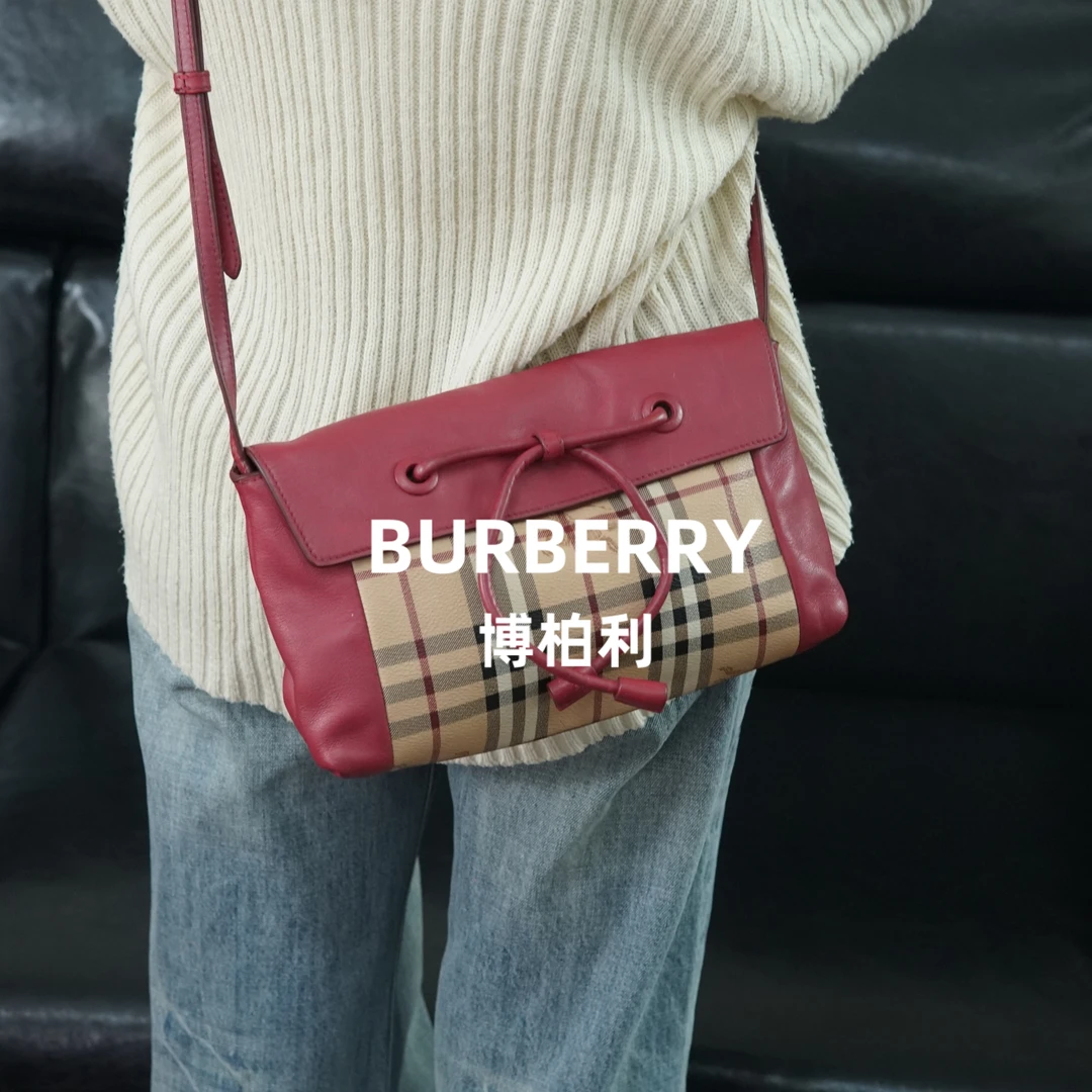95新 BURBERRY/博柏利 巴宝莉/格纹斜挎包/HH10501593/1593