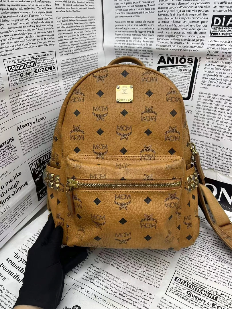 95新 MCM 双肩包/FYRX05507009/7009