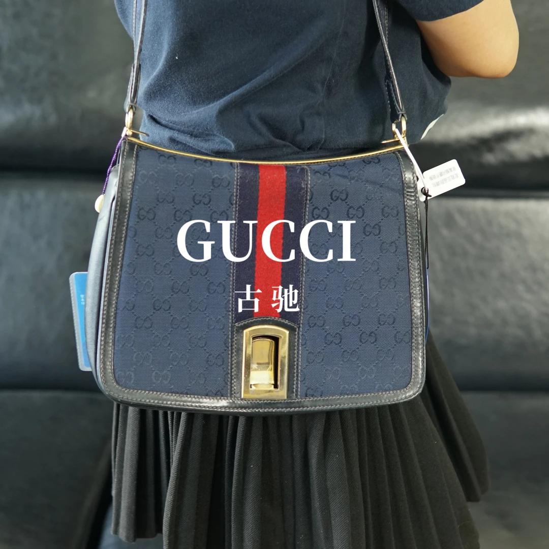 95新 GUCCI/古驰 蓝色翻盖斜挎包/FYPJ11114301/4301