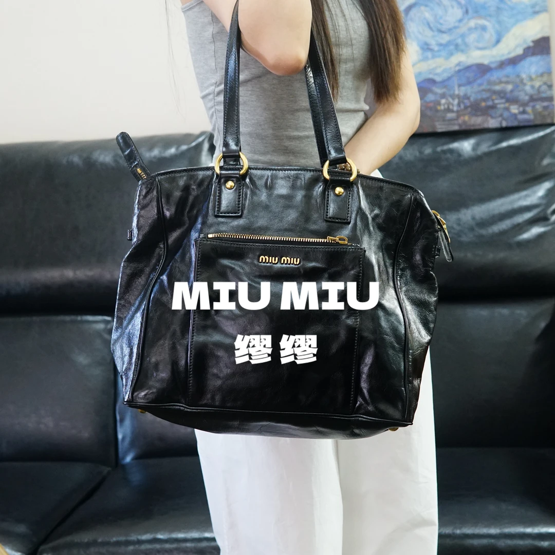 95新 MIU MIU/缪缪 miumiu/黑色单肩包/ZZ09308095/8095