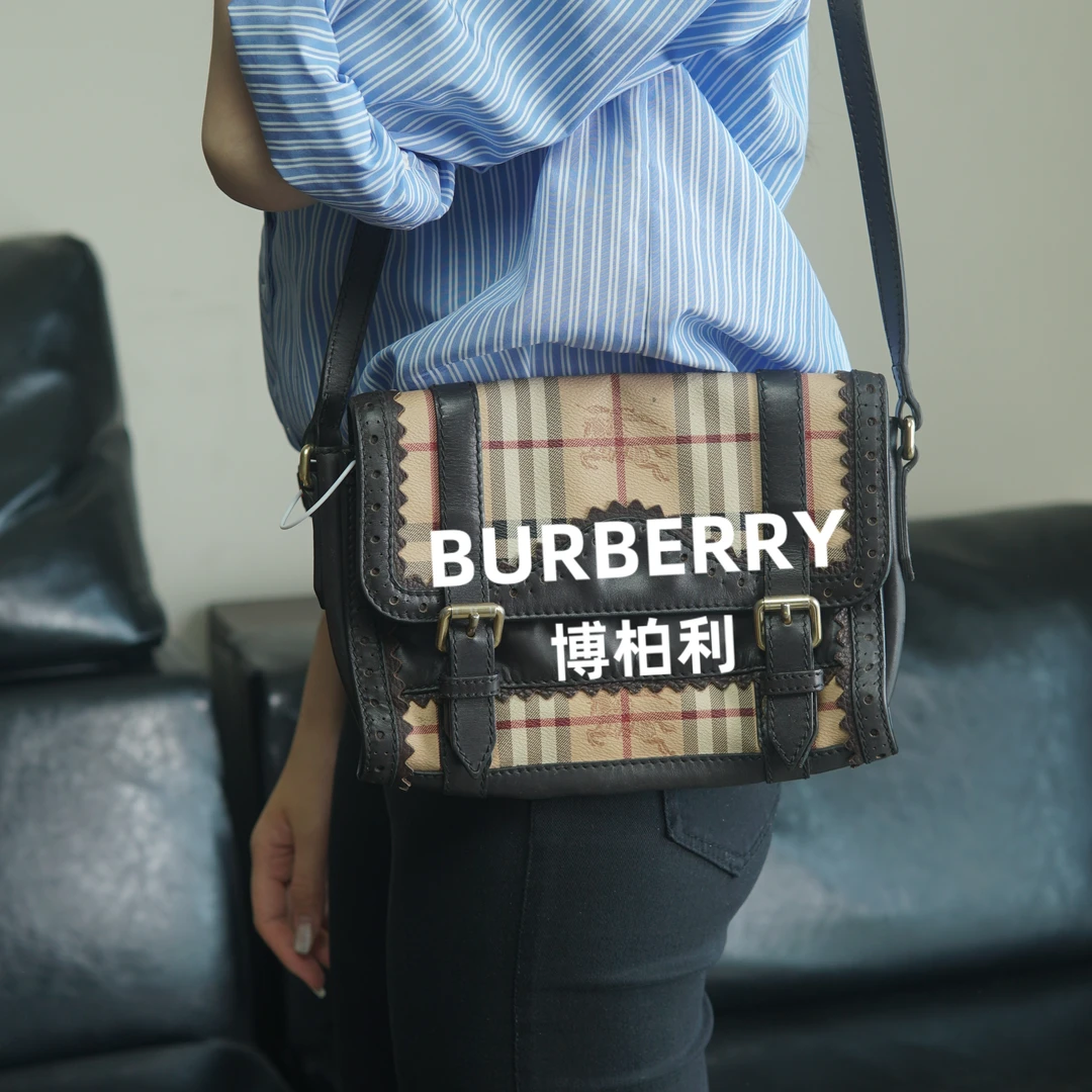 95新 BURBERRY/博柏利 斜挎包/LJ07508040/8040