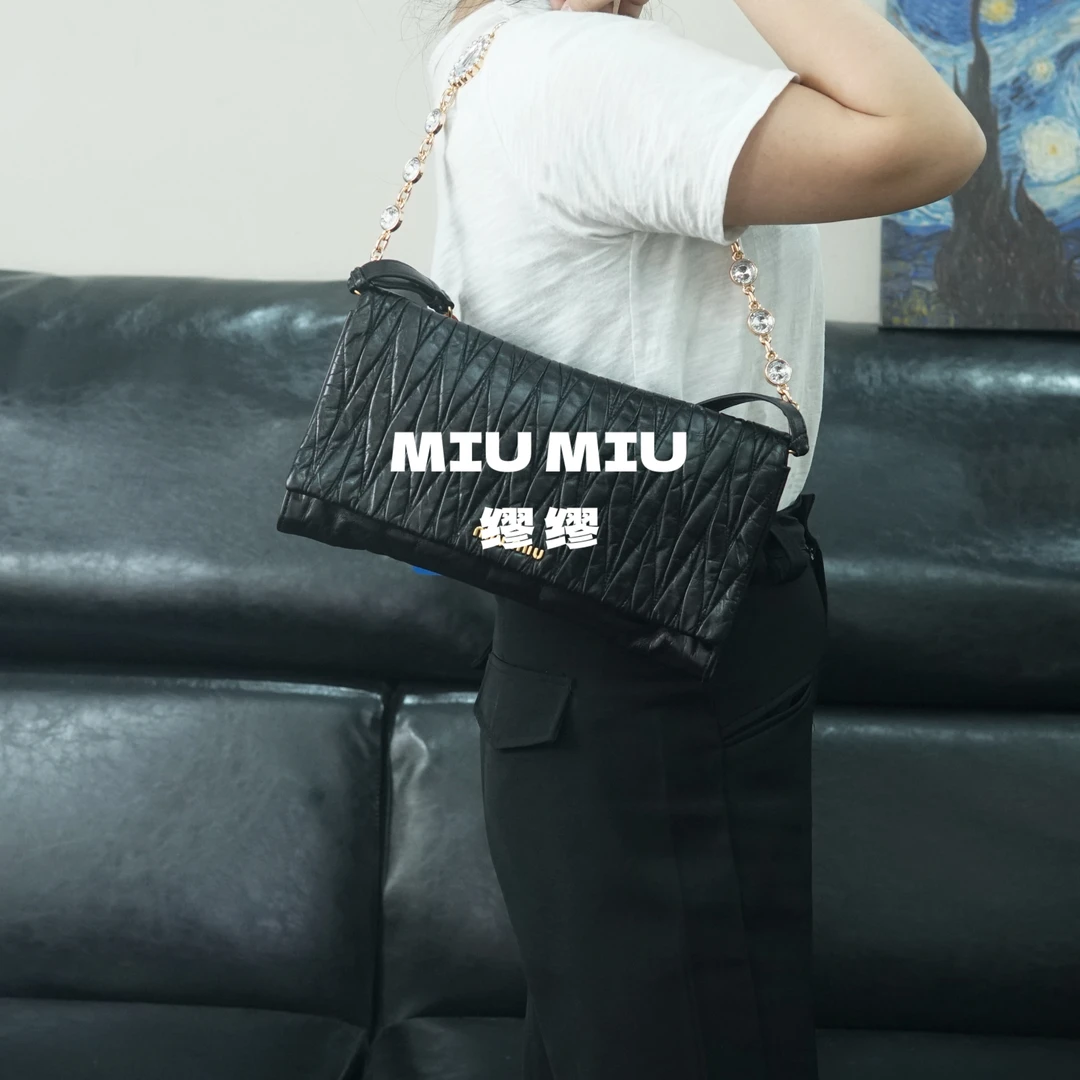 95新 MIU MIU/缪缪 miumiu/黑金单肩包/SP10811044/1044