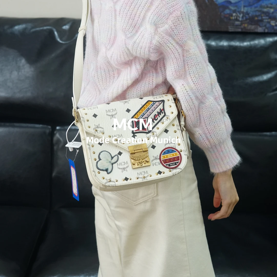 95新 MCM 白色马蹄包/SD10621007/1007