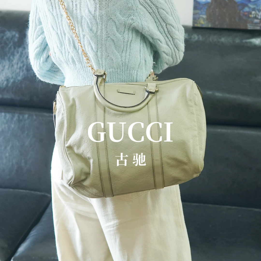 95新 GUCCI/古驰 白色压纹枕头包/SS09628033/8033