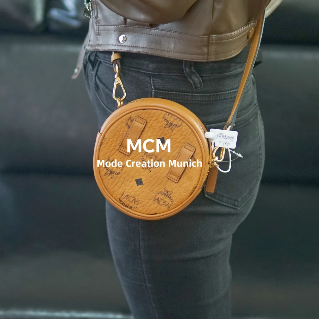 95新 MCM 圆饼包/FF10511010/1010