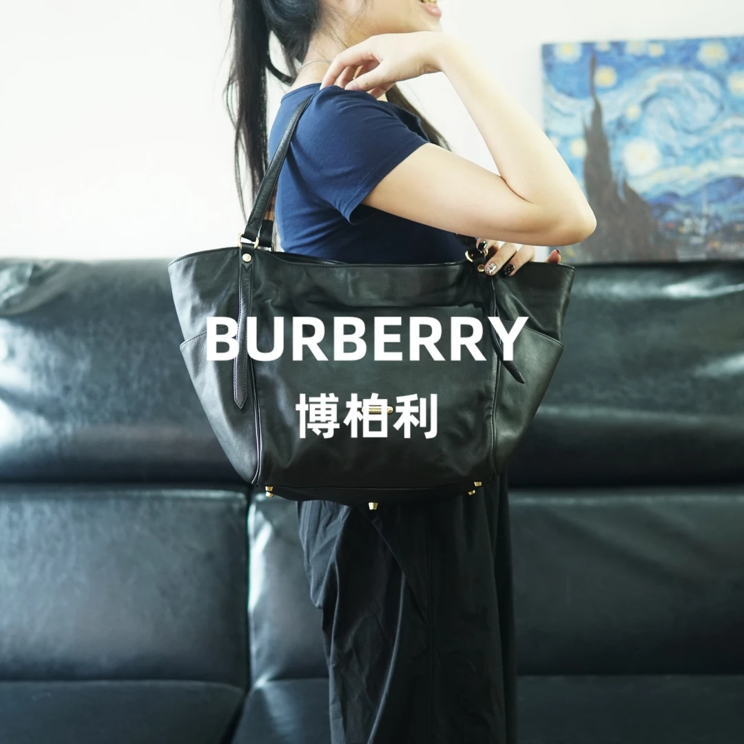 95新 BURBERRY/博柏利 巴宝莉/黑色单肩包/ZZ09614052/4052