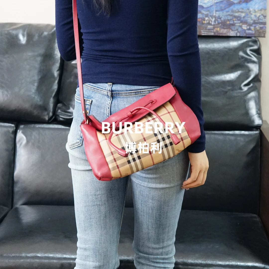 95新 BURBERRY/博柏利 巴宝莉 格纹拼皮斜挎包/DD11615012/5012