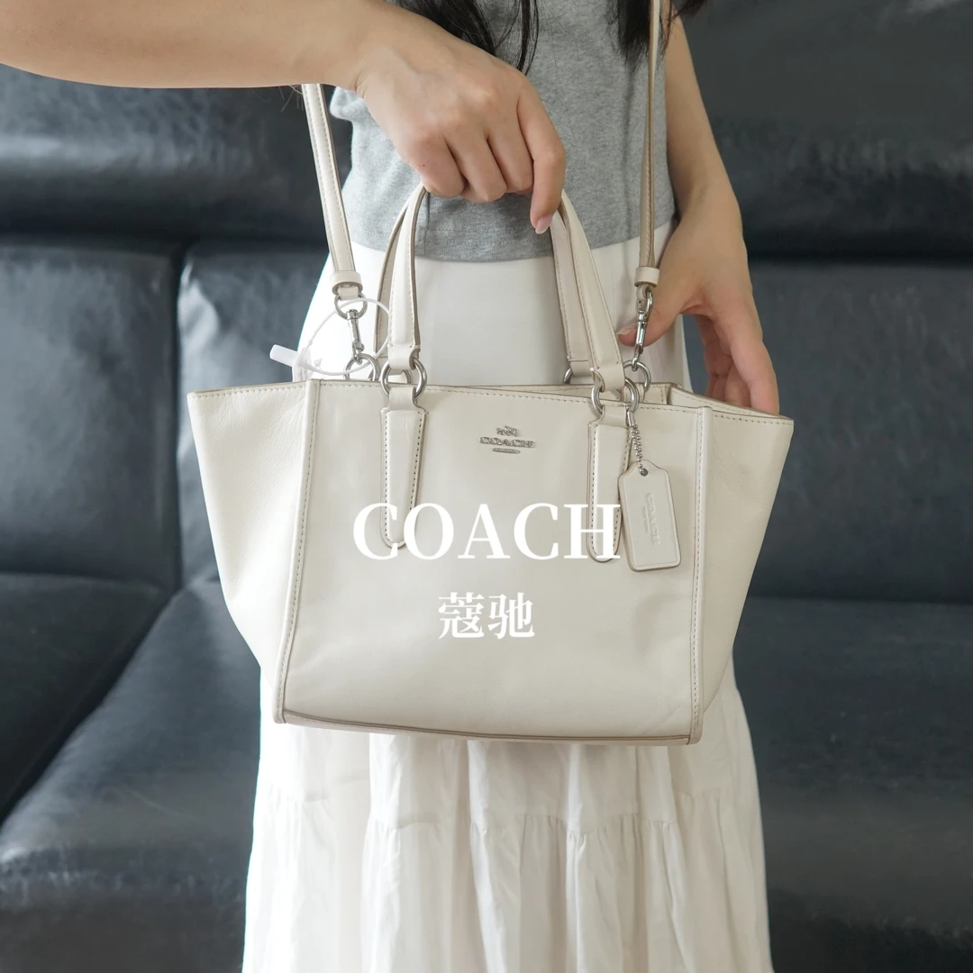 95新 COACH/蔻驰 白色斜挎包/F3JJ07202573/2573