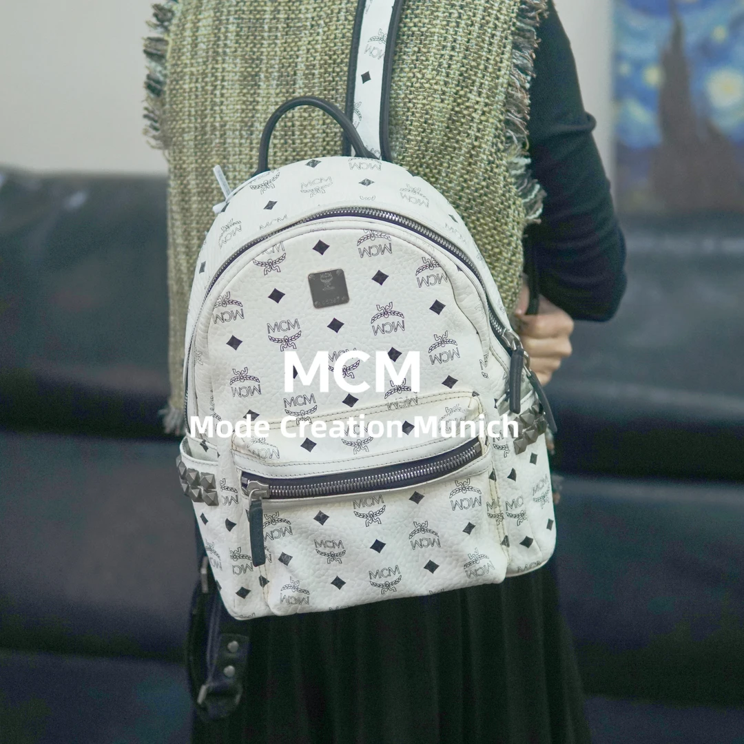 95新 MCM 白色双肩包/JZ09625048/5048