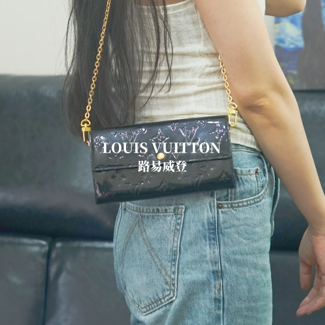 95新 LouisVuitton/路易威登 LV/漆皮斜挎包/JJ09508498/8498