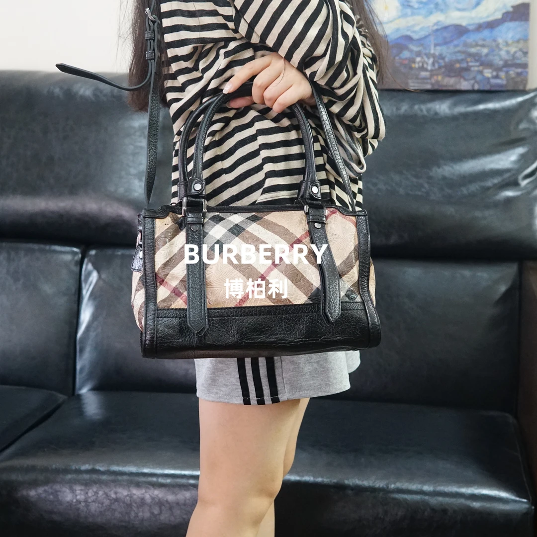 95新 BURBERRY/博柏利 格纹单肩包/WJ08429579/9579