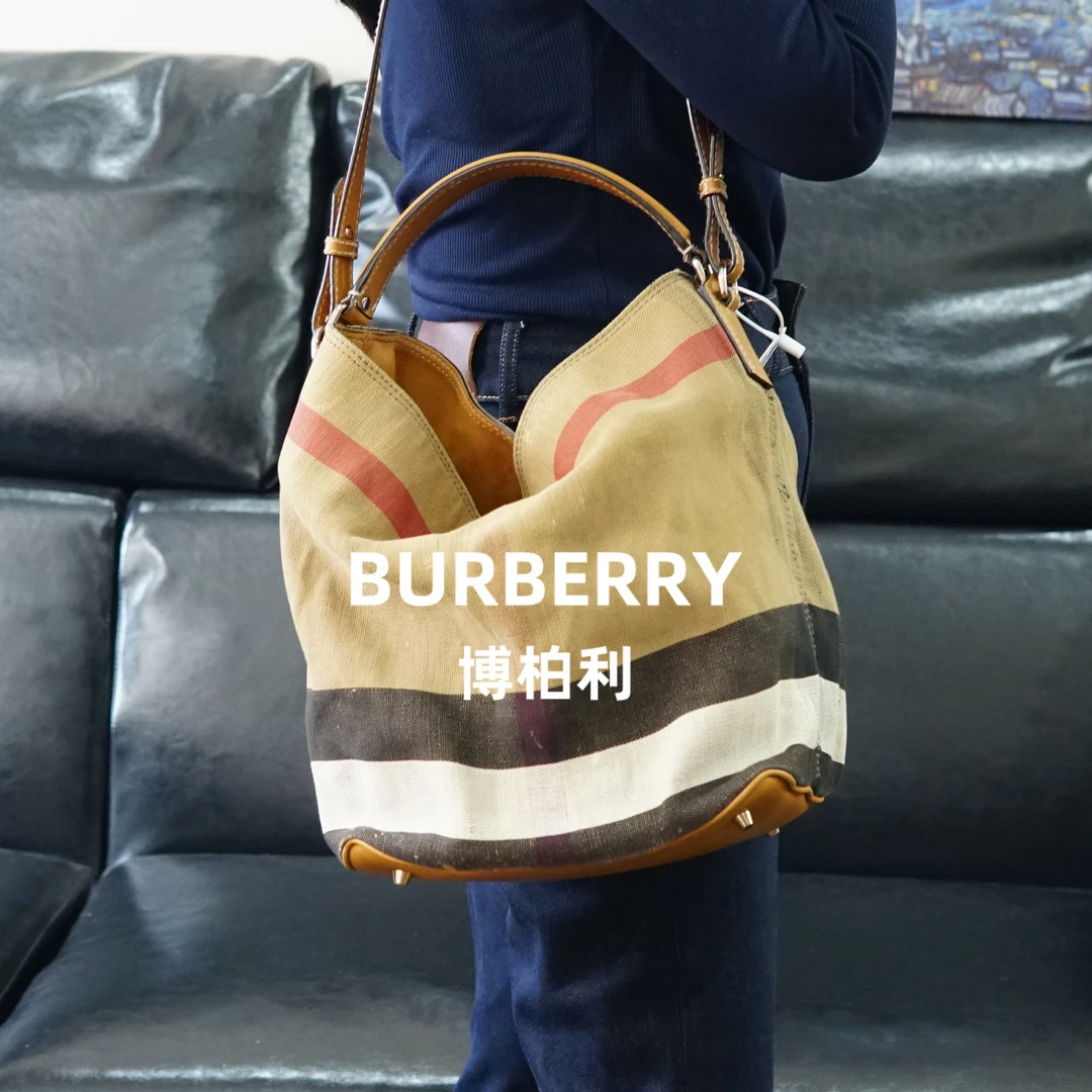 95新 BURBERRY/博柏利 巴宝莉/格纹水桶包/SG11104022/4022